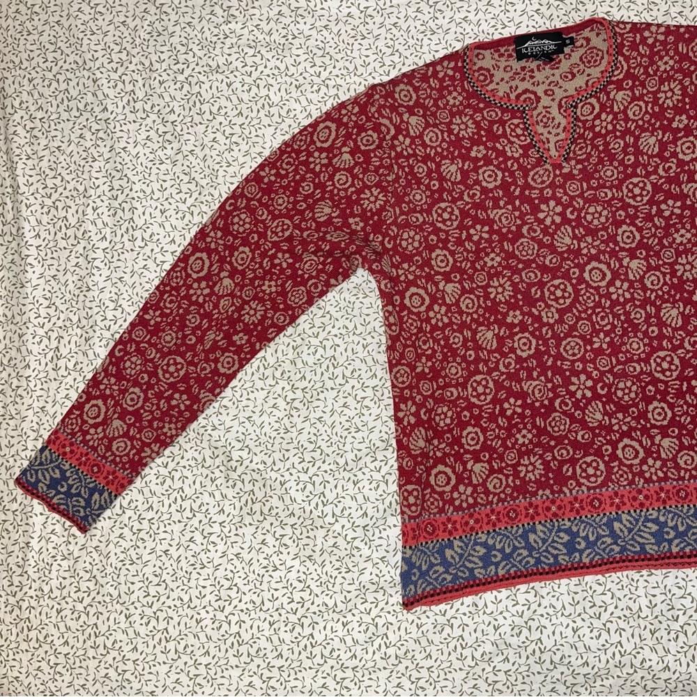 Icelandic design long sleeve